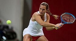 Dominika Cibulkova Defeats Venus Williams
